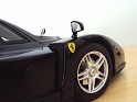 1:18 Hot Wheels Elite Ferrari Enzo Ferrari 2002 Negro. Subida por indexqwest
